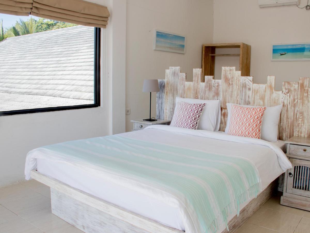 Myamo Beach Lodge Jereweh Buitenkant foto