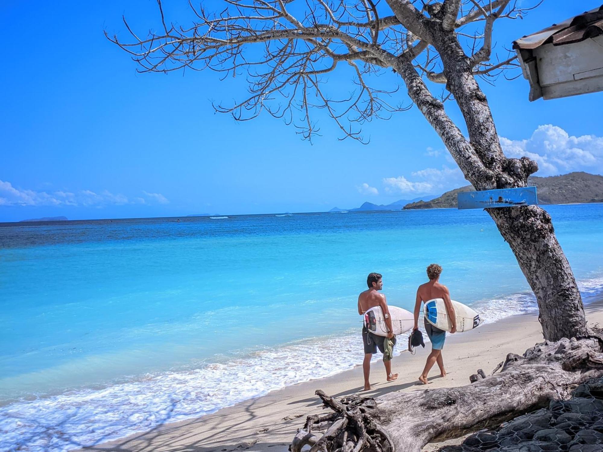 Myamo Beach Lodge Jereweh Buitenkant foto