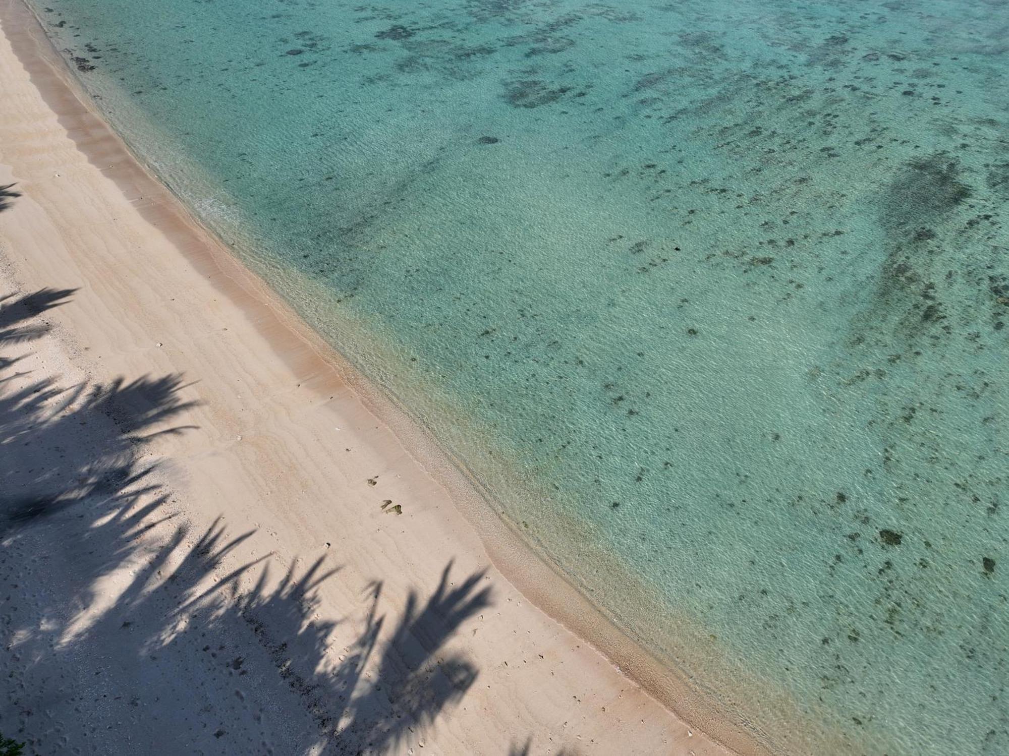 Myamo Beach Lodge Jereweh Buitenkant foto