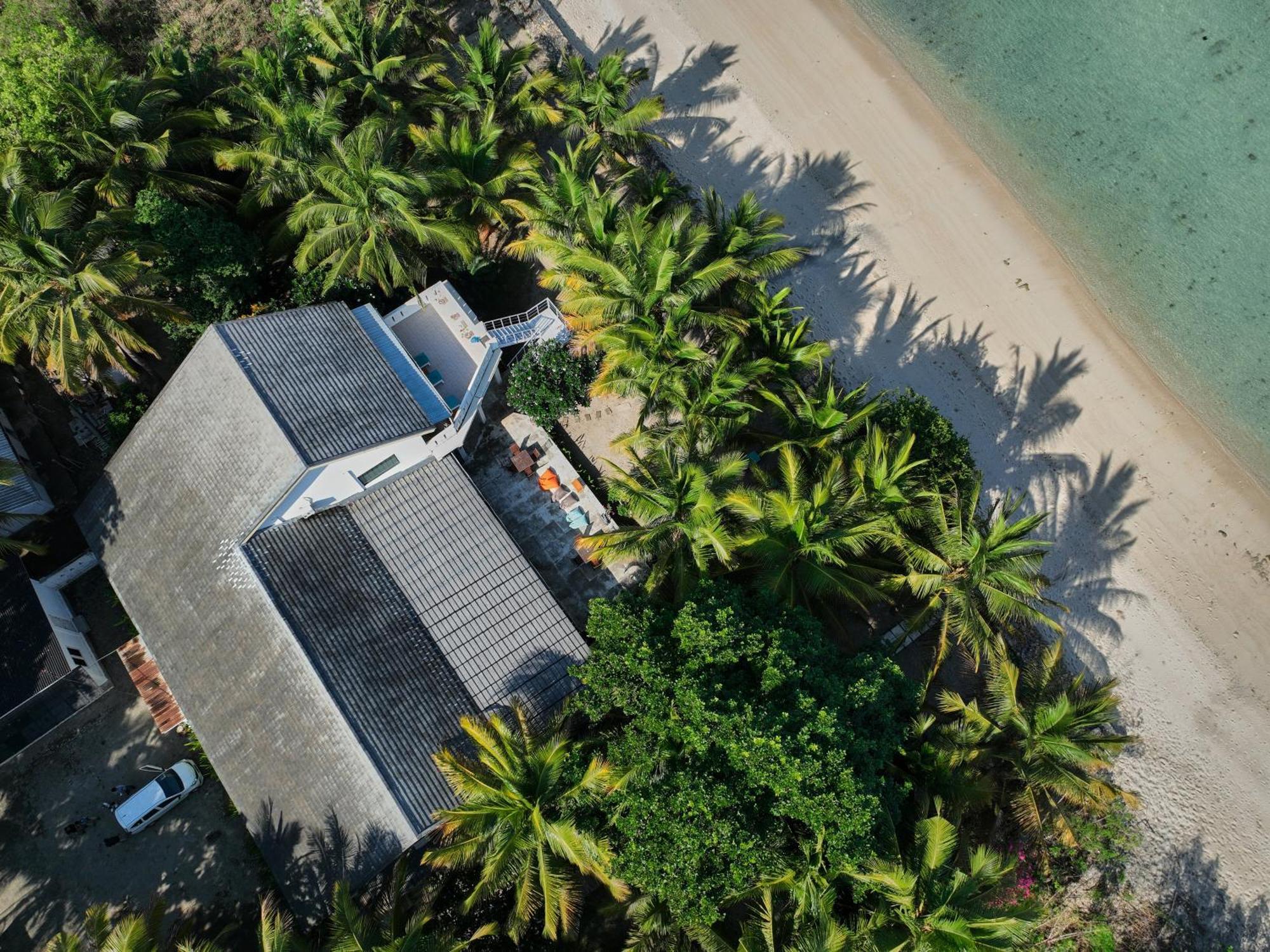 Myamo Beach Lodge Jereweh Buitenkant foto