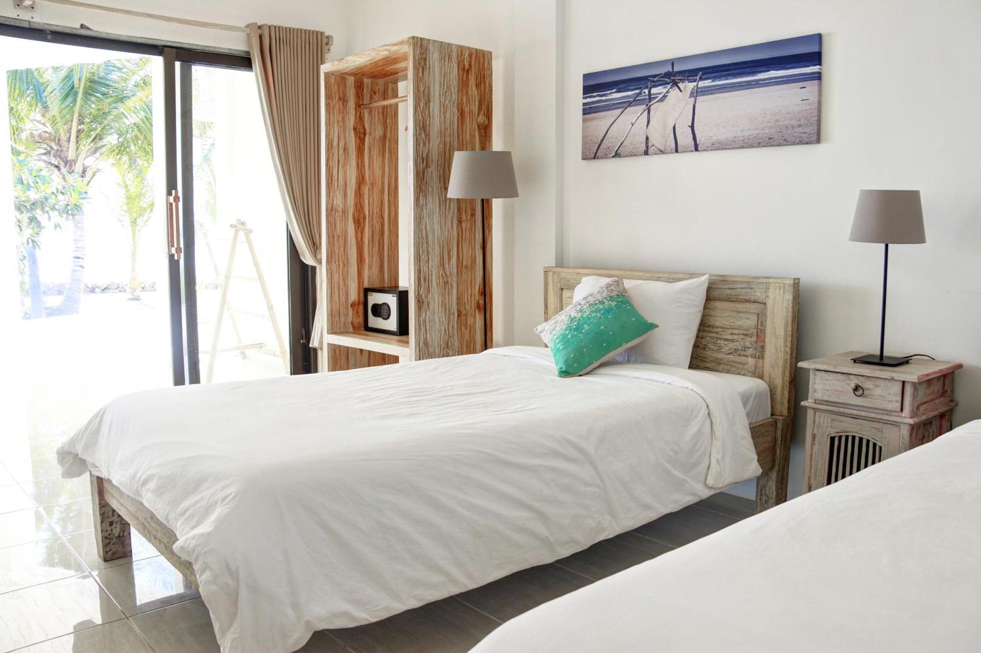 Myamo Beach Lodge Jereweh Buitenkant foto